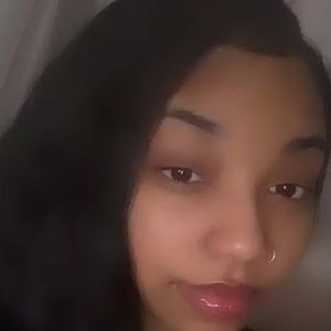 Meet your Posher, Reneé